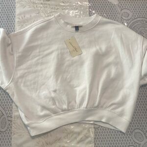 recycled polyester Exclusive of trimmings ornamentation linterlinings and lining